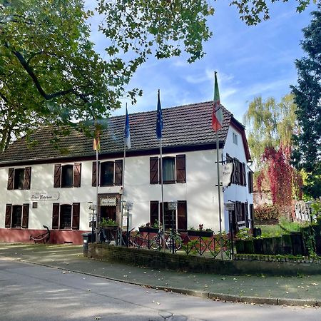 Hotel Altes Fährhaus Duisburg Exterior foto